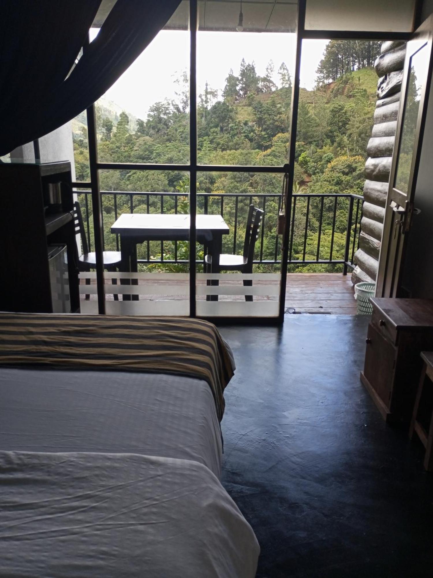 Chanidu Ella Inn Exterior photo